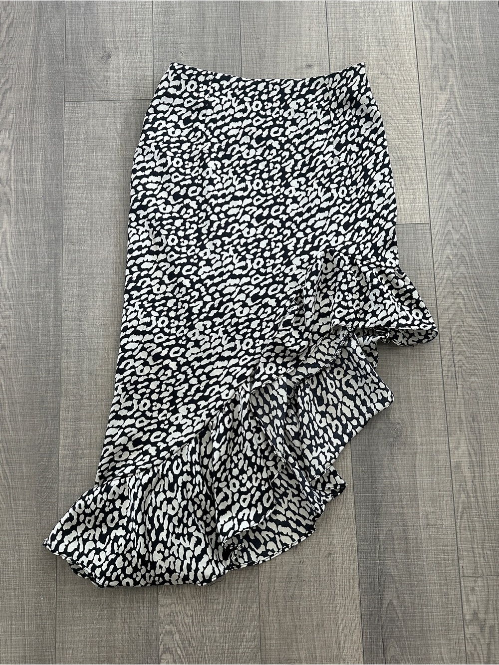 Asymmetrical Leopard Print Ruffle Midi Skirt
